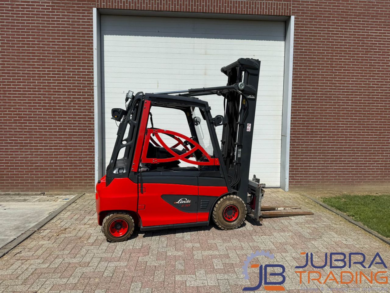 Linde E30-01 Electric Forklift | 2018 | 7637H | 3T | 4.9M