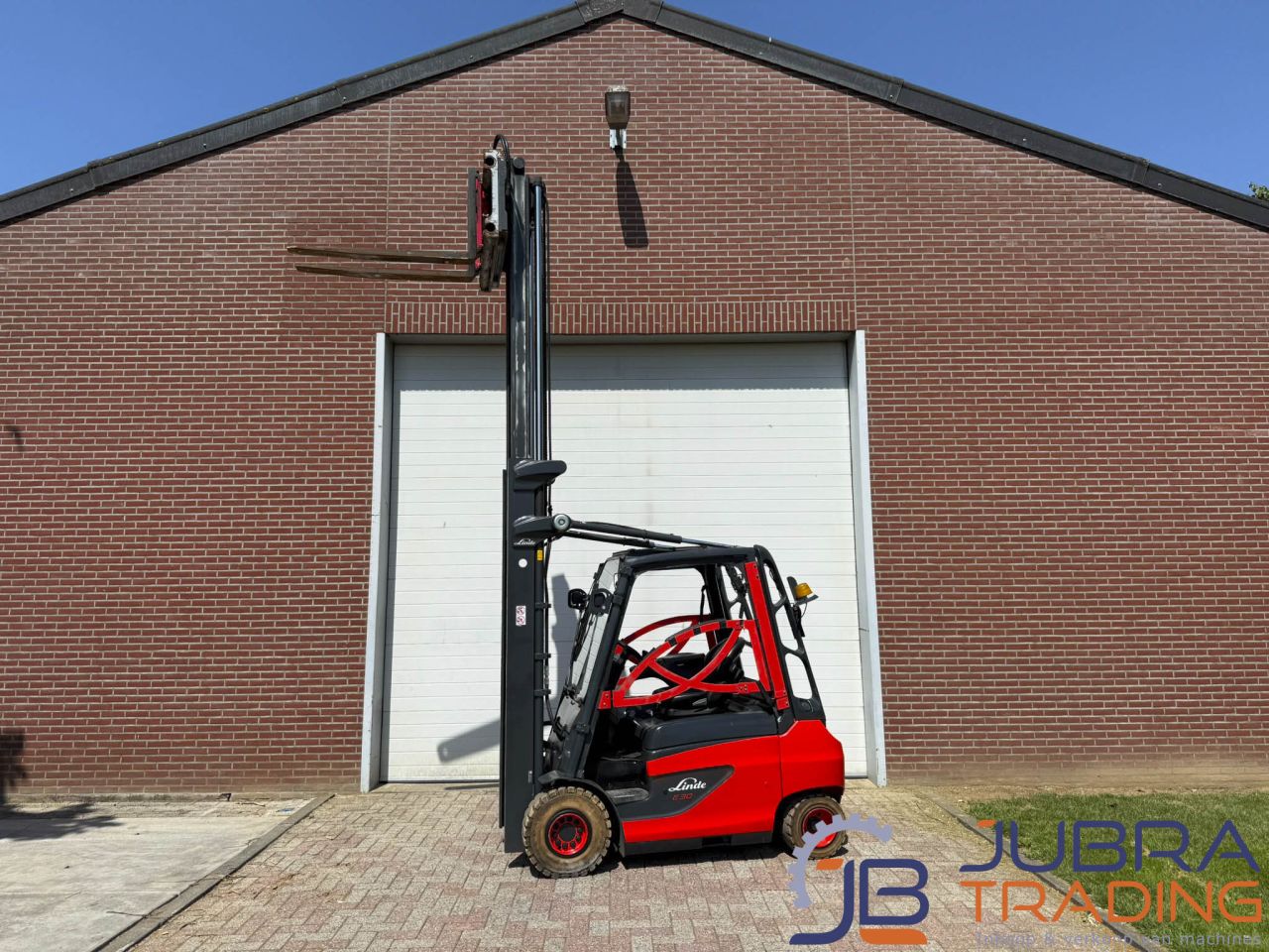 Linde E30-01 Electric Forklift | 2018 | 7637H | 3T | 4.9M
