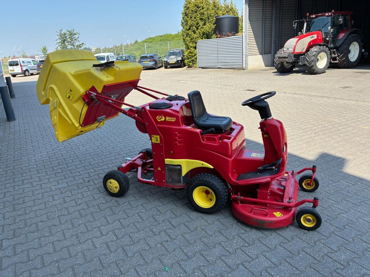Gianni Ferrari TG TECH 18HP frontmaaier met opvang