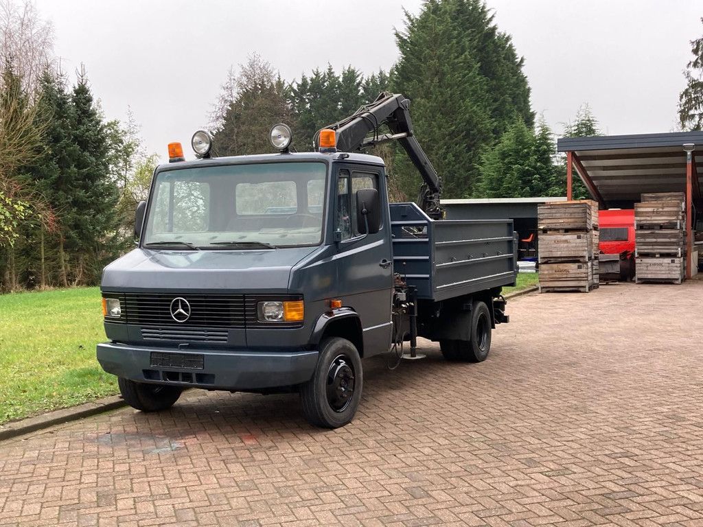 MercedesBenz 4x2 809D