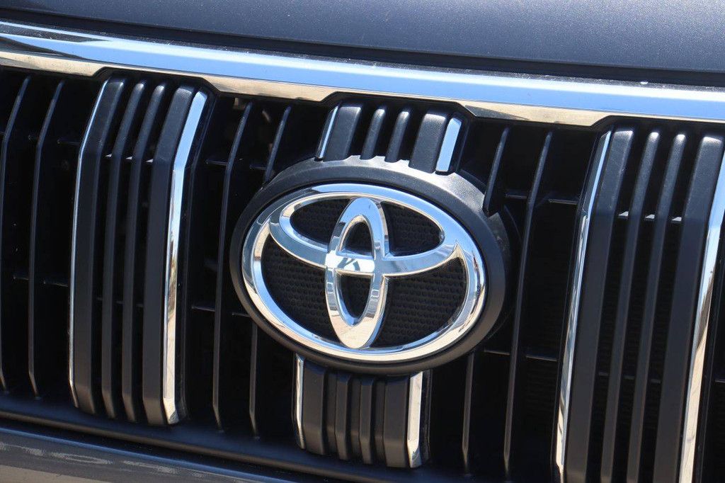SUV Toyota TOYOTA LAND CRUISER Diesel 2022