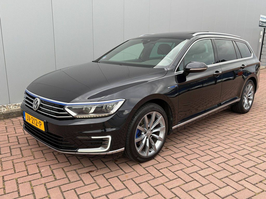 Pkw Volkswagen Passat GTE Hybrid Benzin/Elektro 157 PS 2015 (Marge)