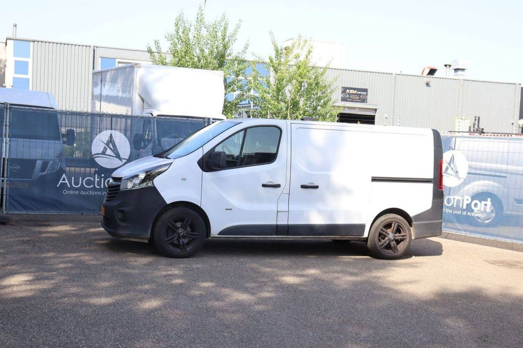 Bestelwagen Opel VIVARO-B Diesel 2016