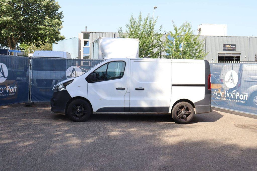 Bestelwagen Opel VIVARO-B Diesel 2016