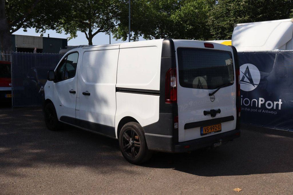 Bestelwagen Opel VIVARO-B Diesel 2016