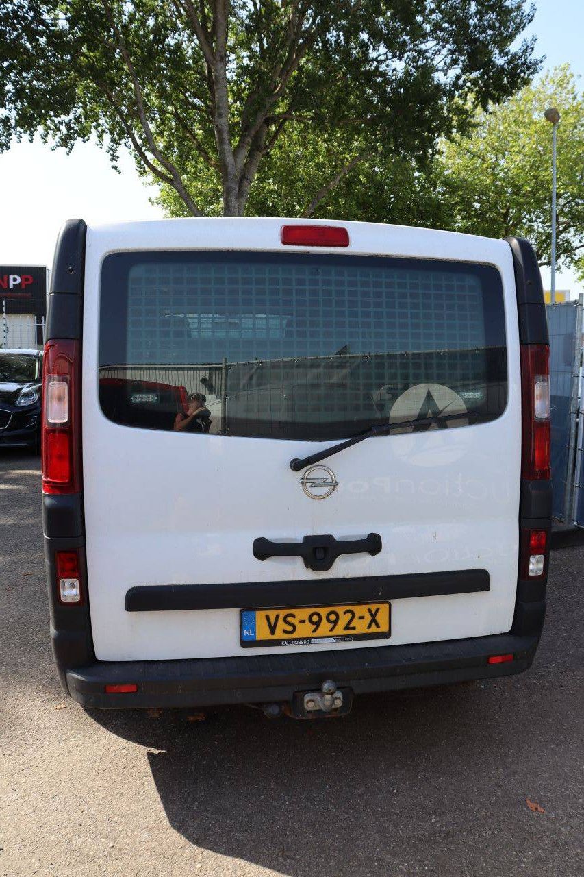 Bestelwagen Opel VIVARO-B Diesel 2016