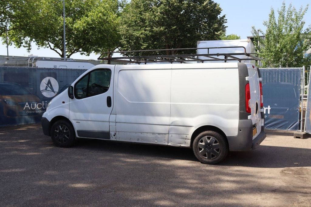 Opel VIVARO Diesel Transporter 2012