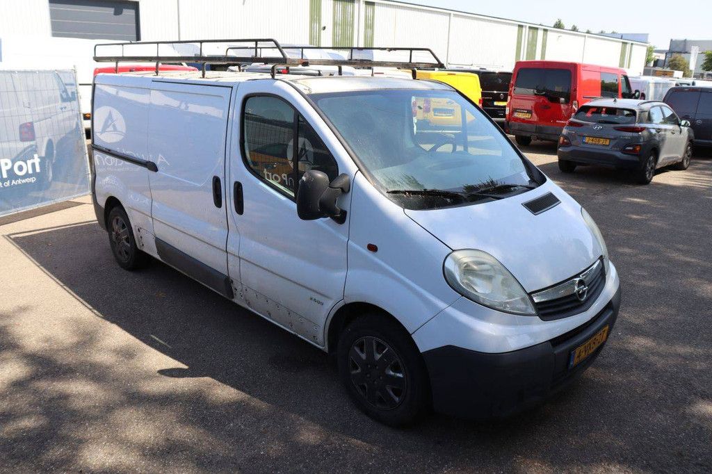 Opel VIVARO Diesel Transporter 2012