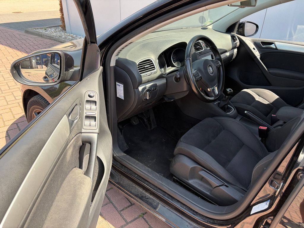 Pkw Volkswagen Golf Variant 1.4 TSI Trendline Benzin 2009 (Margin)