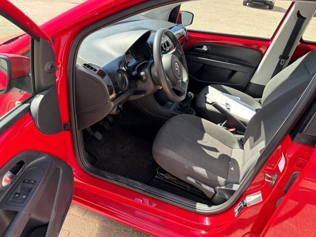 Pkw Volkswagen Up! 1.0 Move Up! Benzin 2015