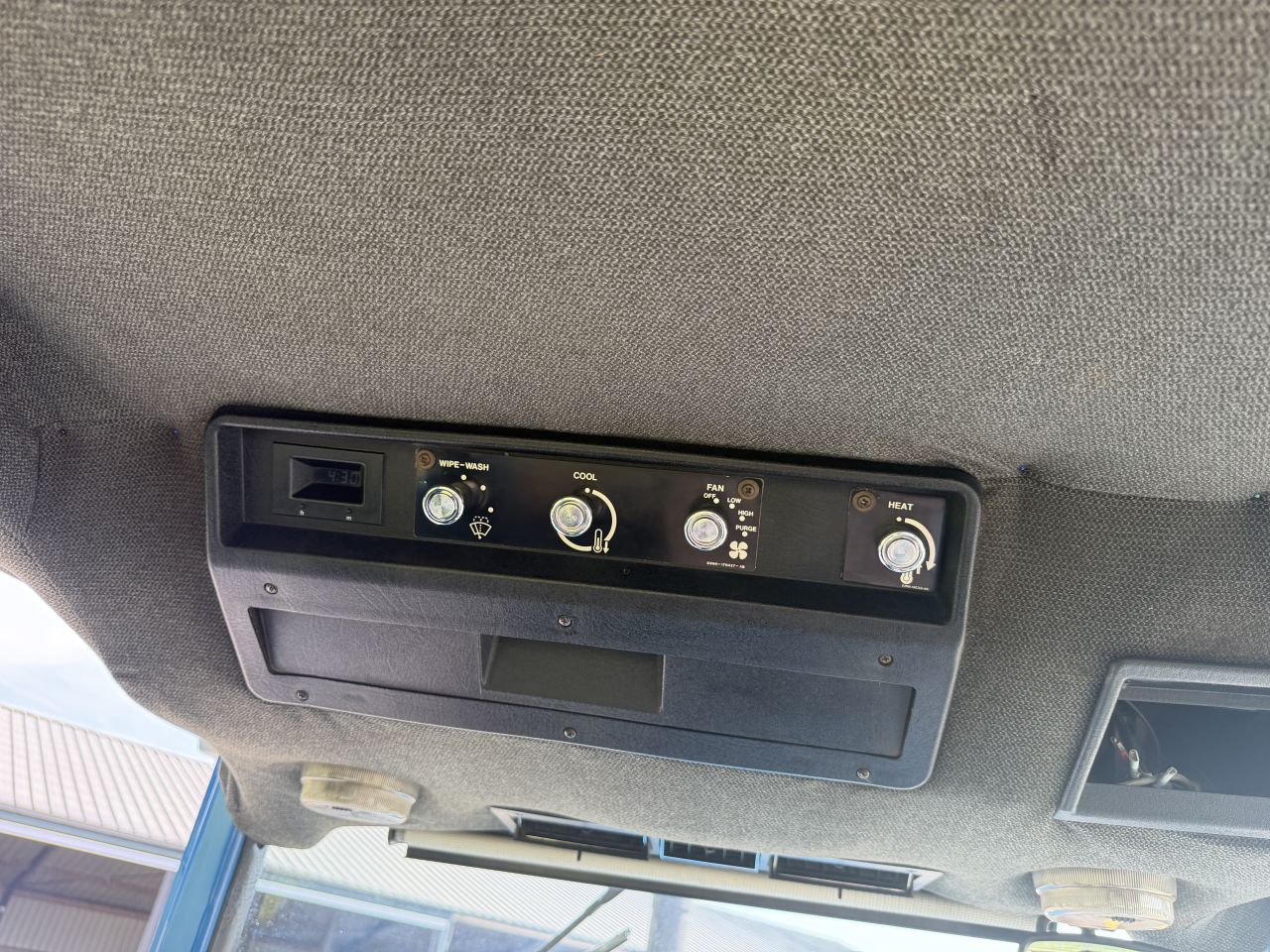 Nette Ford 8830 powershift 40kmh