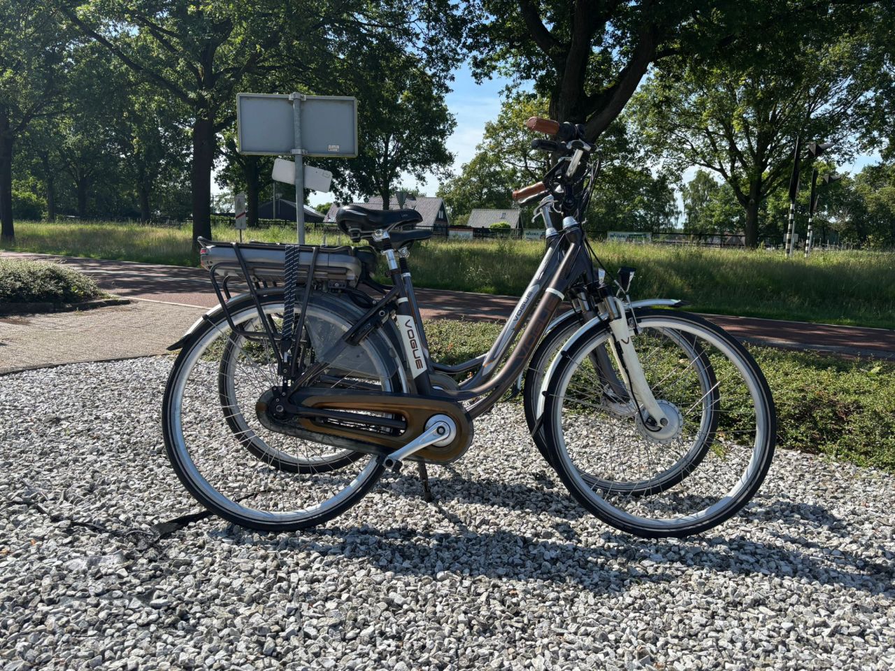 Elektrische fiets damesfiets herenfiets E-Bike z.g.a.n