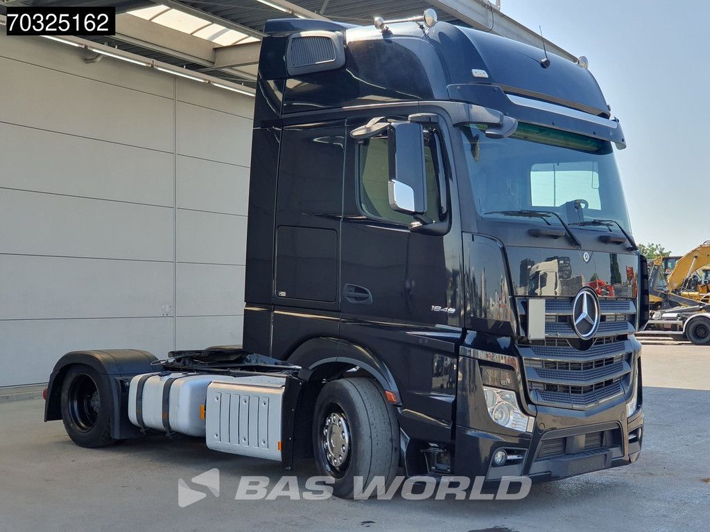 Mercedes Actros 1848 4X2 GigaSpace Mega Retarder 2xTanks ACC