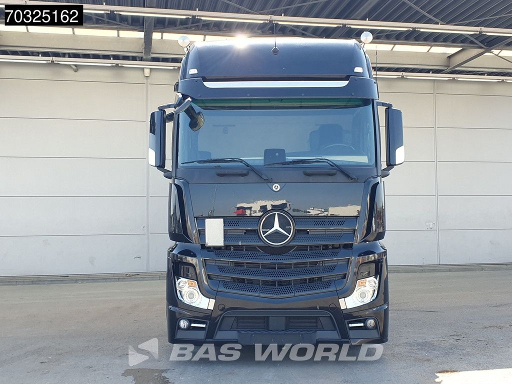 Mercedes Actros 1848 4X2 GigaSpace Mega Retarder 2xTanks ACC