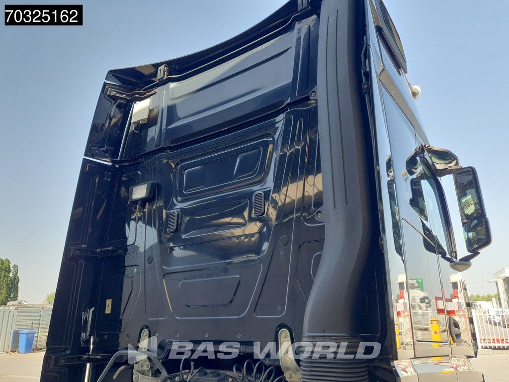 Mercedes Actros 1848 4X2 GigaSpace Mega Retarder 2xTanks ACC