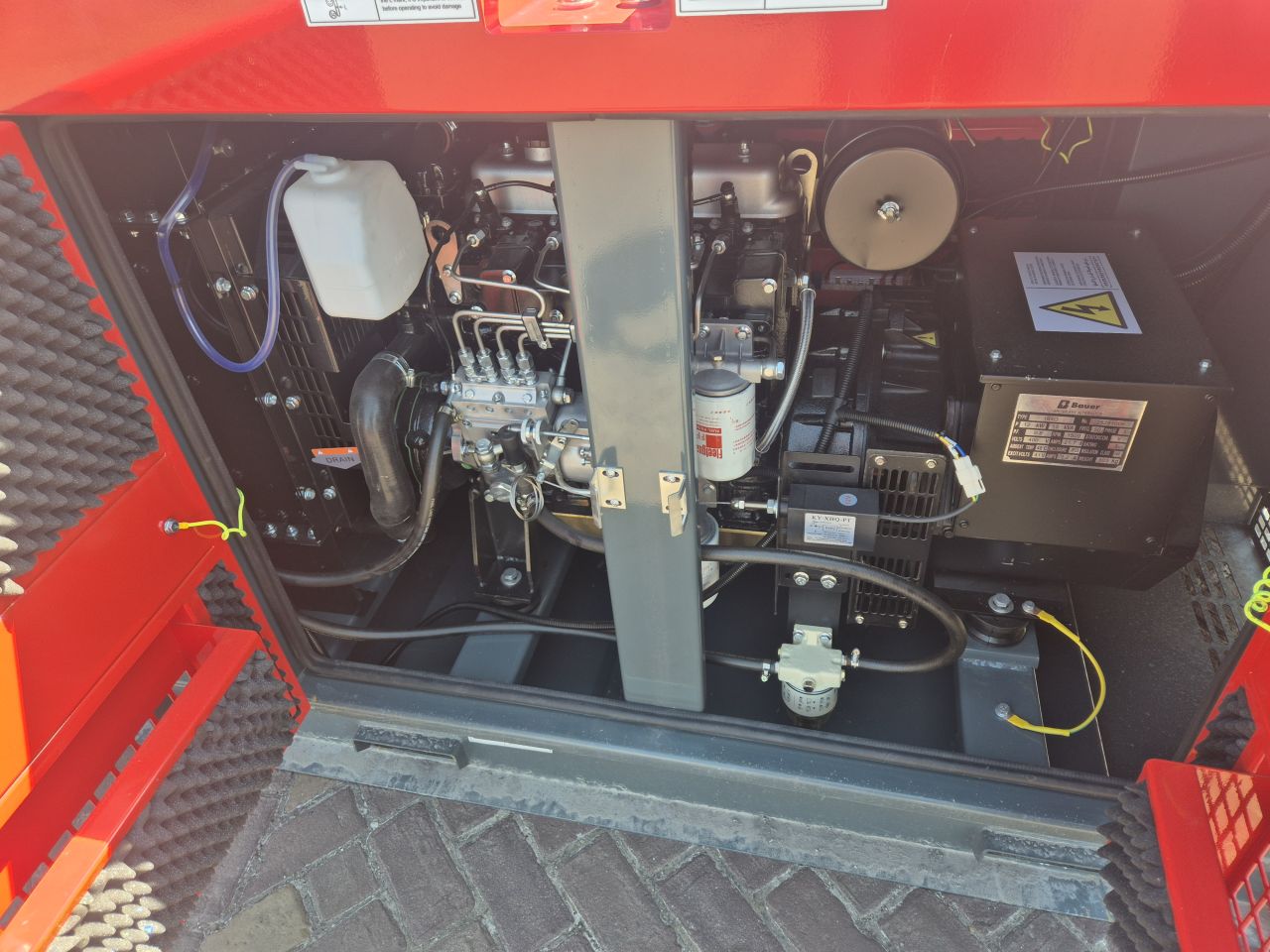 Bauer GFS-12 KW Diesel 17kva