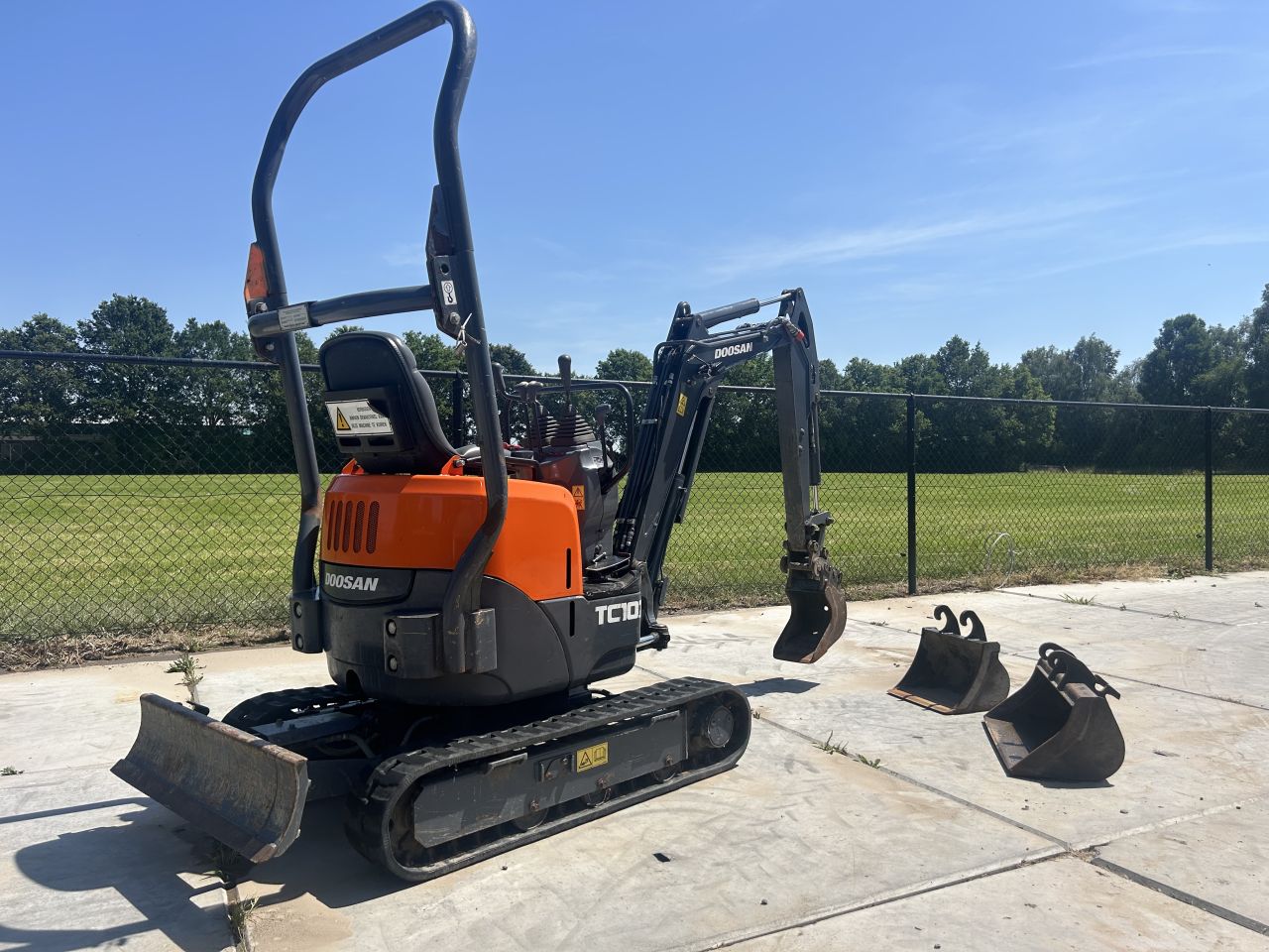 Hele Mooie Doosan minigraver 1,2ton. (2021)