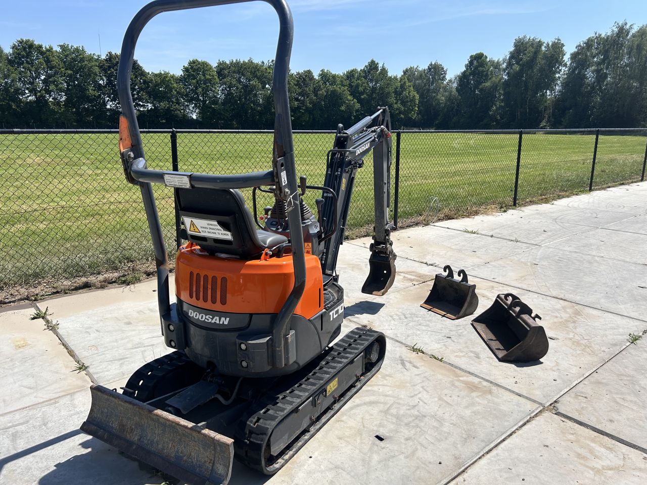 Hele Mooie Doosan minigraver 1,2ton. (2021)
