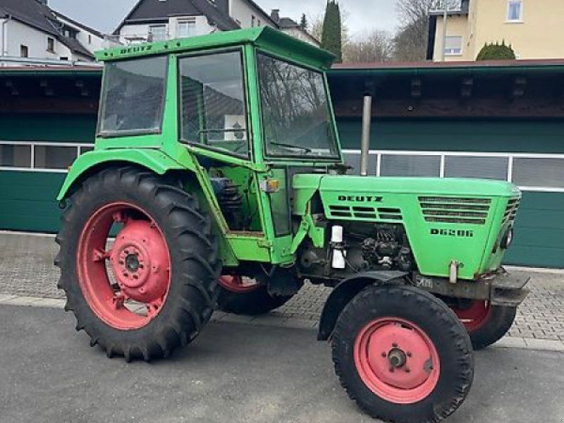 Deutz-Fahr 6206  Schlepper mit Kabine und Servolenkung