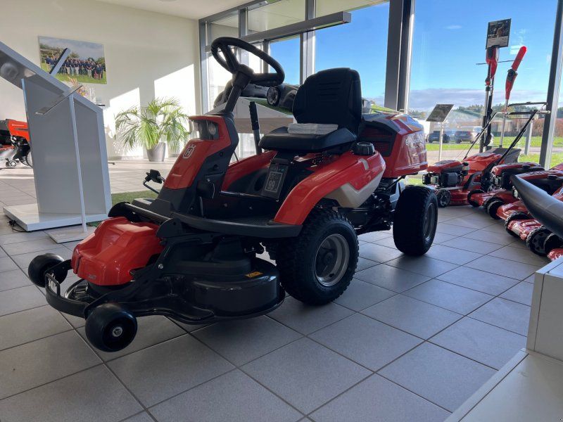 Husqvarna Aufsitzrasenmäher Rider R 216T AWD mit 103 cm Mähdeck & Allrad |