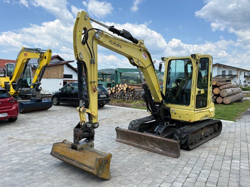 Kubota KX060-5 mit Powertilt