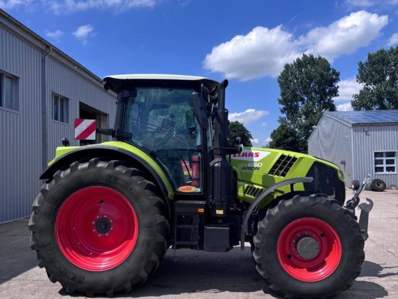 Claas ARION 650