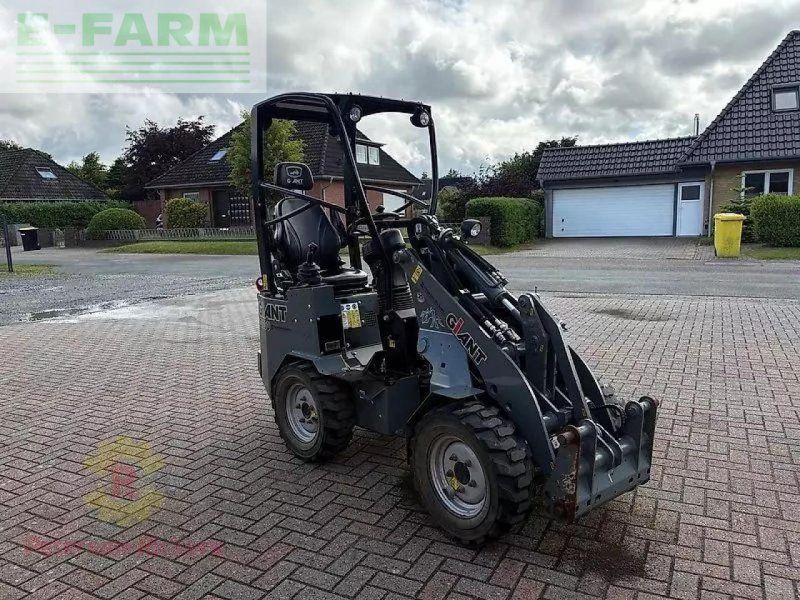 Giant g1200