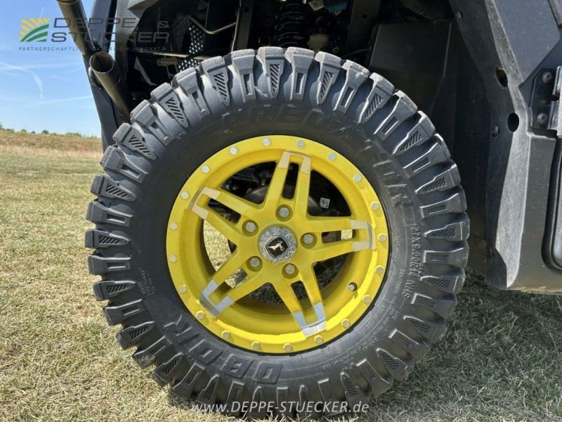 John Deere XUV865M