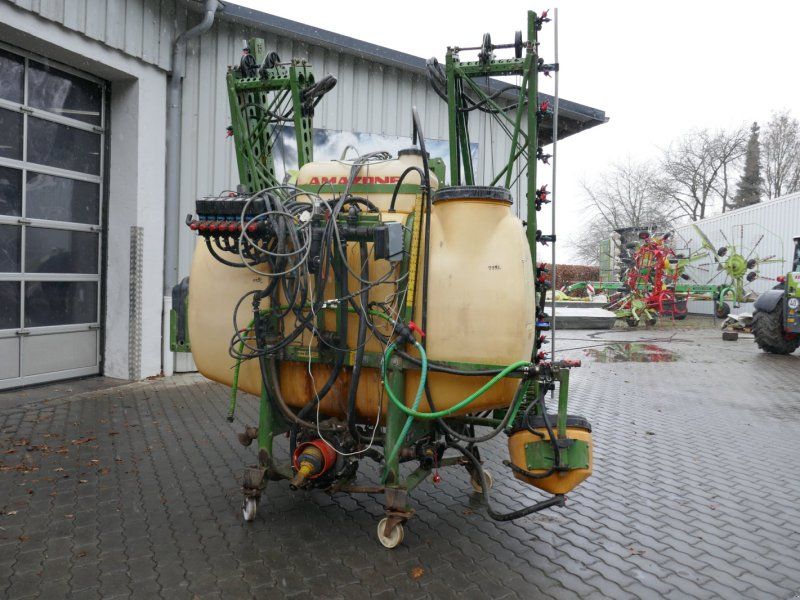 Amazone UF 1000 + Fronttank & Section Control 15m Gestänge