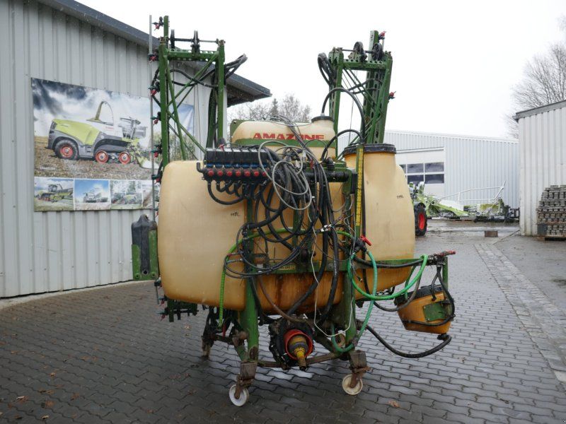 Amazone UF 1000 + Fronttank & Section Control 15m Gestänge