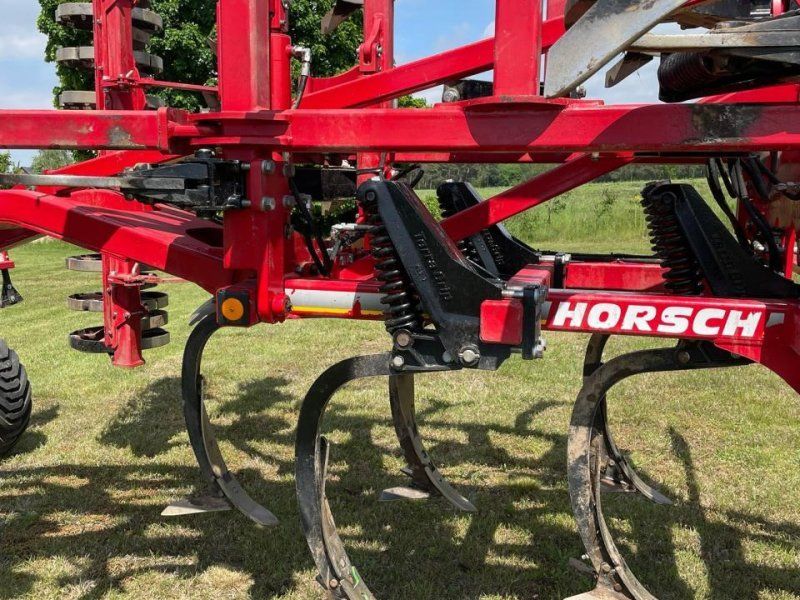 Horsch Terrano 4 FX + Fahrwerk Anbau