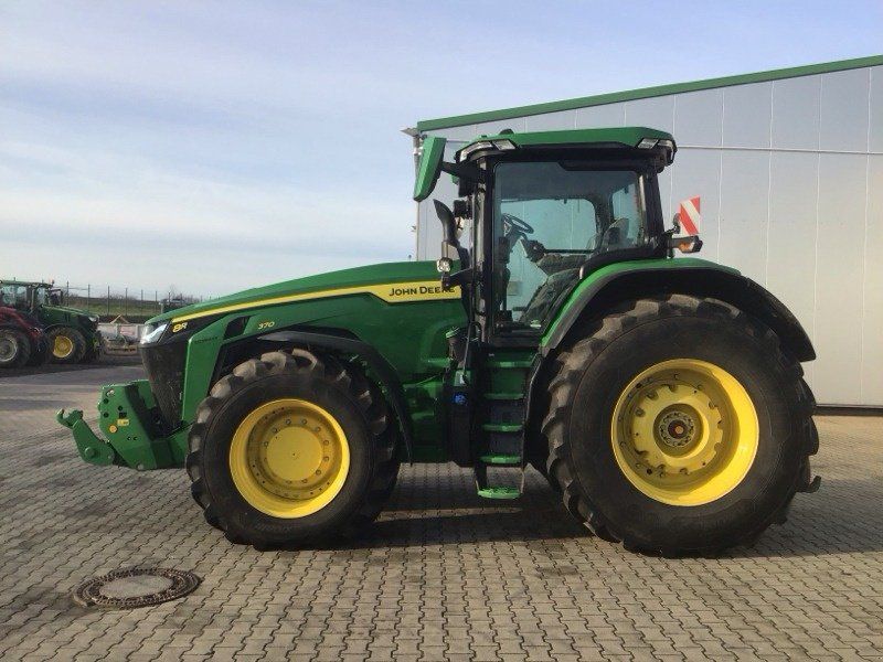 John Deere 8R 370