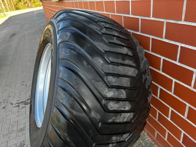 BKT KOMPLETTRAD 700/50-26,6