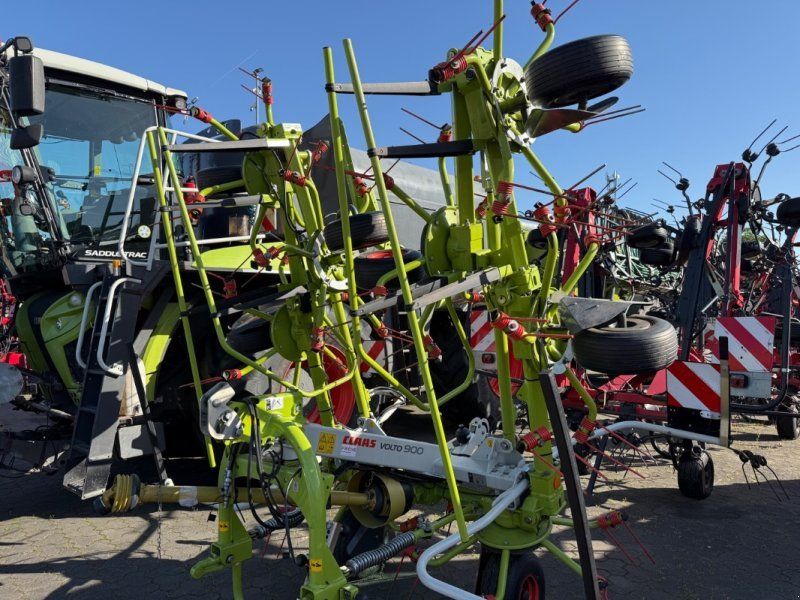 Claas Volto 900