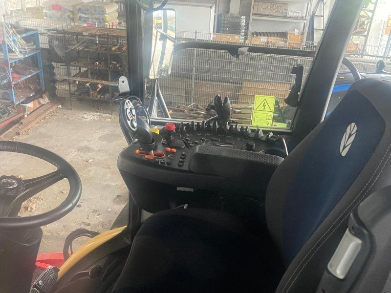 New Holland FR 550