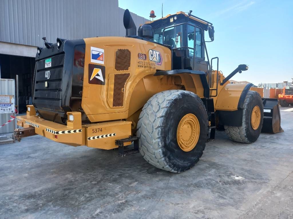 CAT 980 (Abu Dhabi)