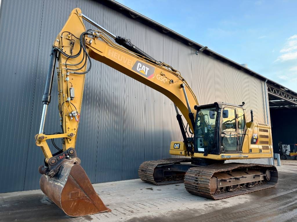 CAT 323 07B