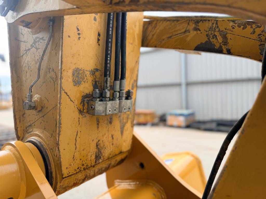 CAT 329E LN