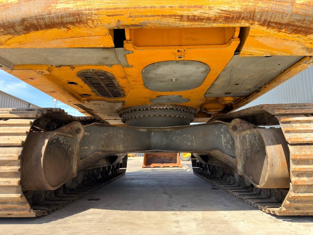 Liebherr R922 SLC