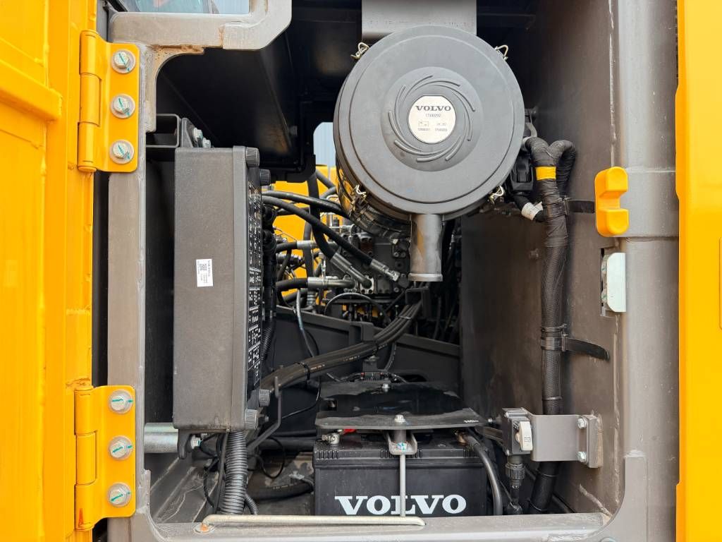 Volvo EC210
