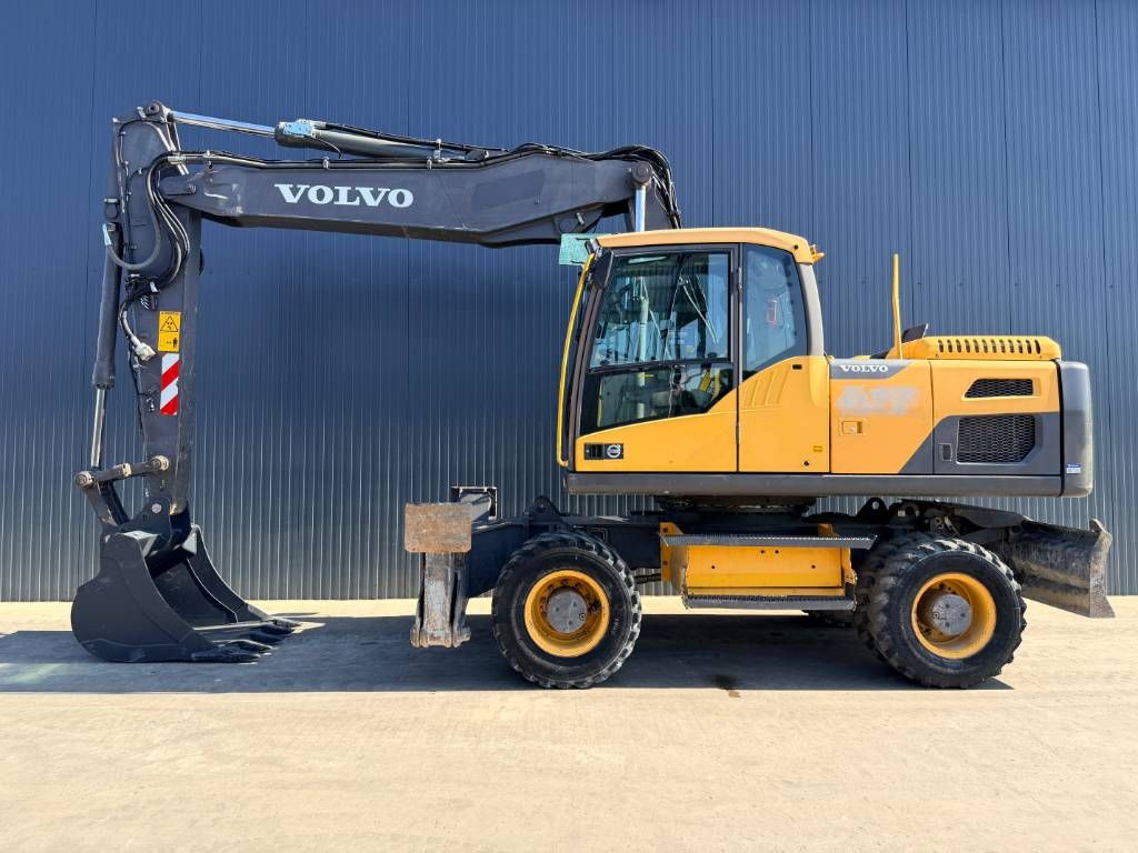 Volvo EW180D