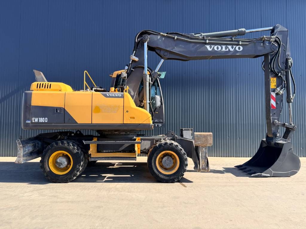 Volvo EW180D