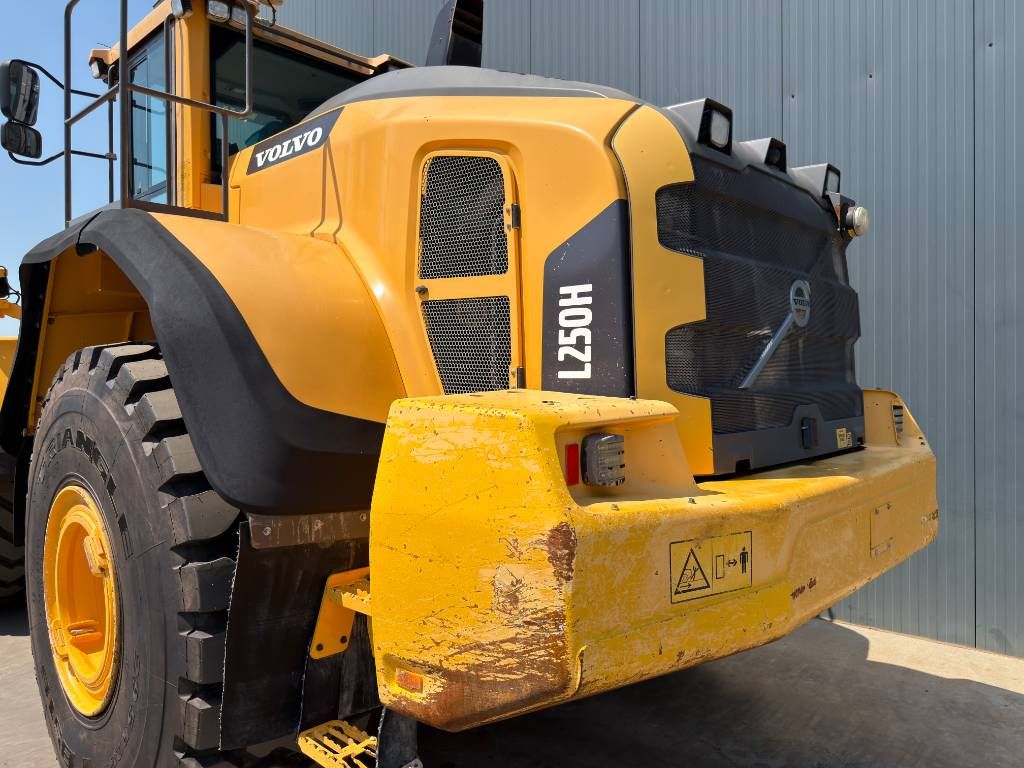 Volvo L250H