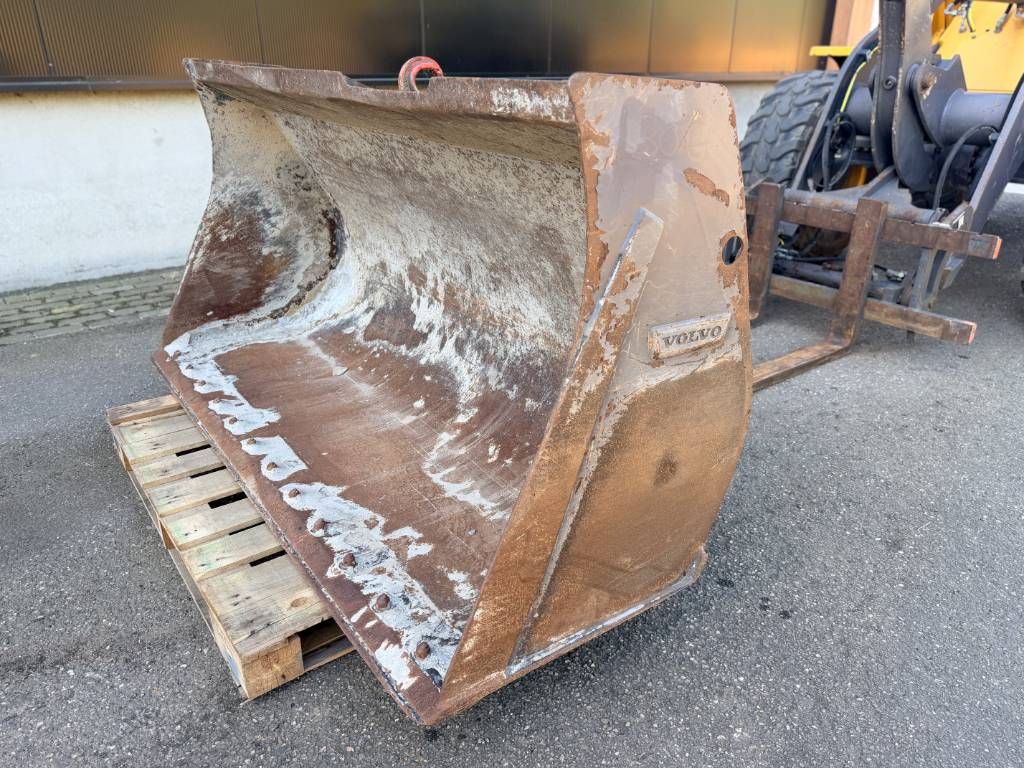 Volvo L30G
