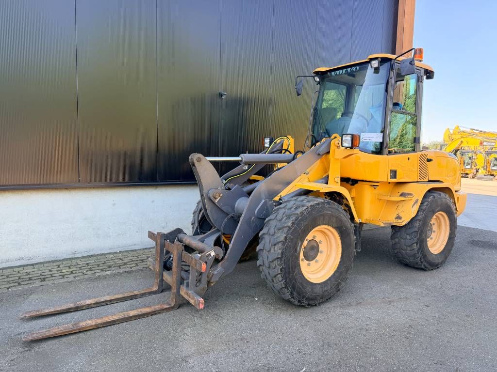 Volvo L30G