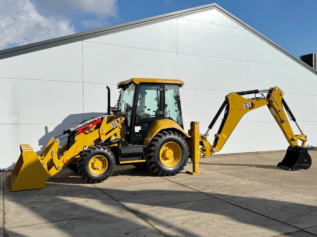 CAT 424 4WD - Hammer Lines / Airco