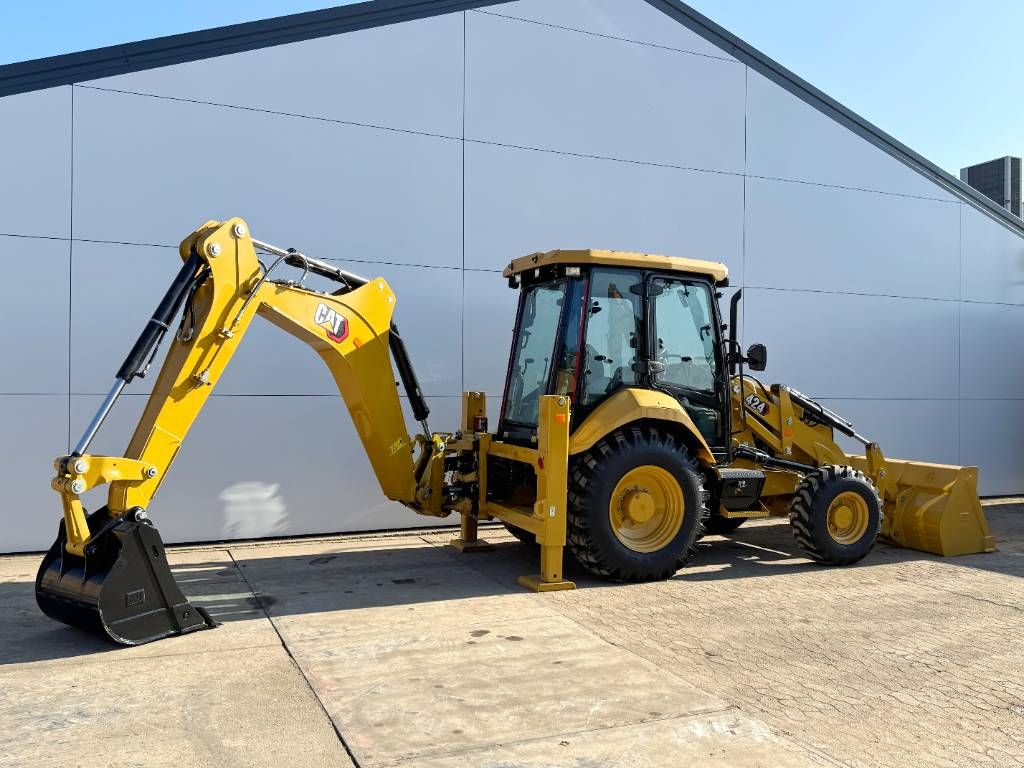 CAT 424 4WD - Hammer Lines / Airco