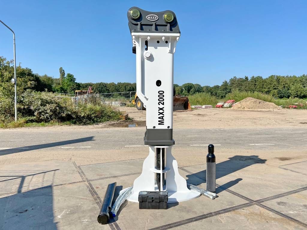 Maxx 2000 hammer / 18-26 ton /hydraulic breaker /