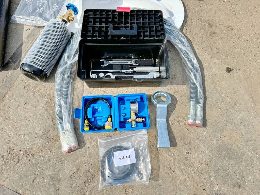 Maxx 435 Hammer / 6-9ton / hydraulic breaker / NE