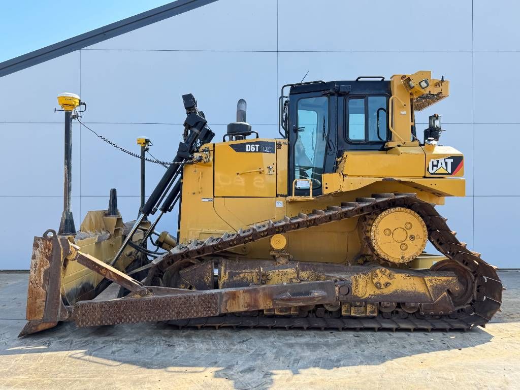 CAT D6T LGP - TRIMBLE GPS SYSTEM / Auto Greasing